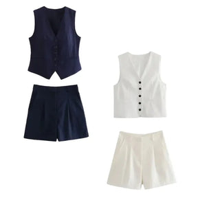 Conjunto em Alfaiataria - Colete e Shorts no Linho